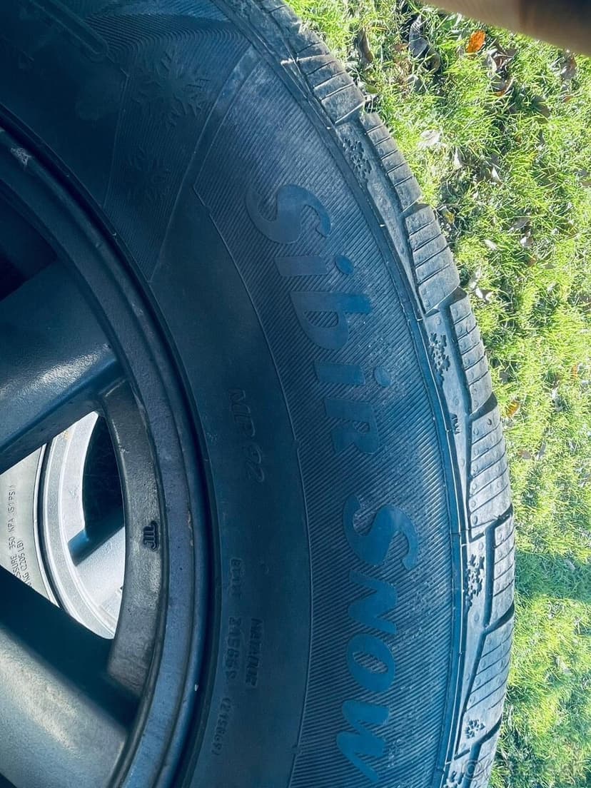 Predám elektróny na jeep r17