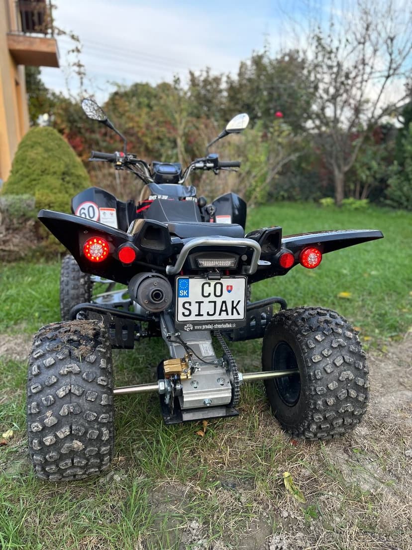 Access Tomahawk 400 Black Edition