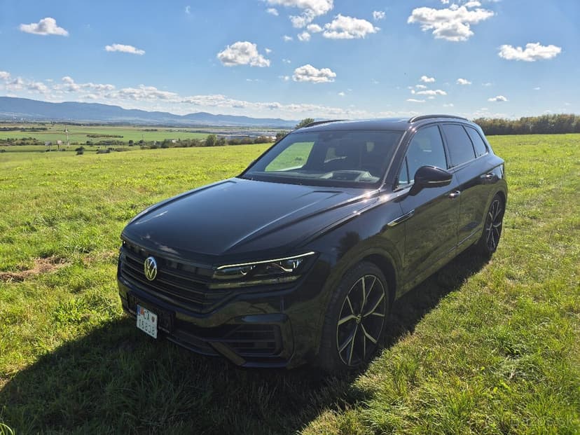 Volkswagen Touareg 3.0 V6 TSI 250kw/340hp R-Line 4Motion.