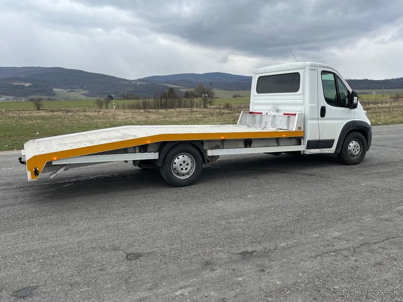 Odtahovy špeciál Citroën Jumper model 2016