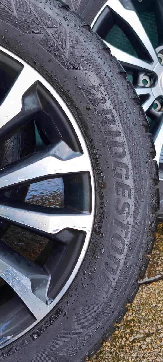 5 x Orig. Alu kolesa Toyota Land Cruiser, Hilux s pneu