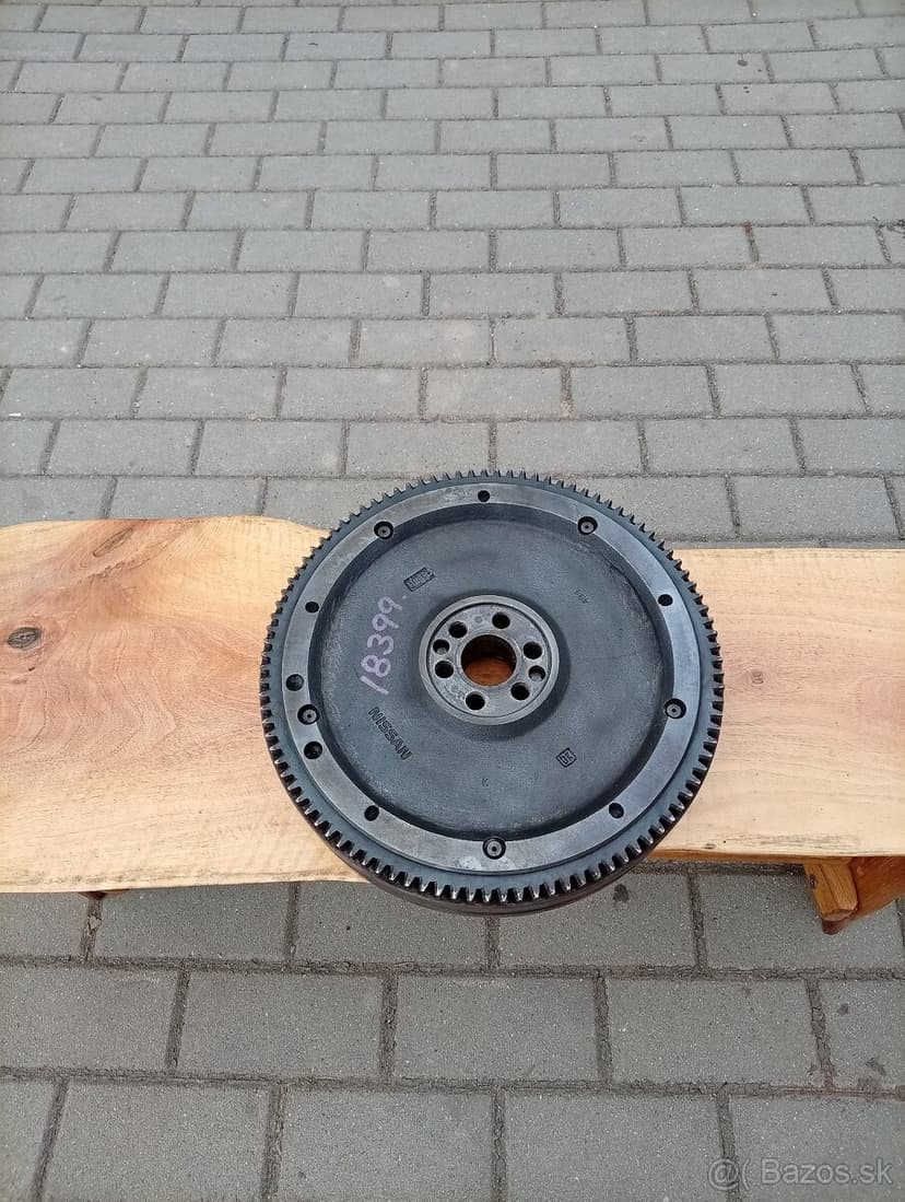 Nissan patrol y61 2.8 dvojhmotny zotrvacnik