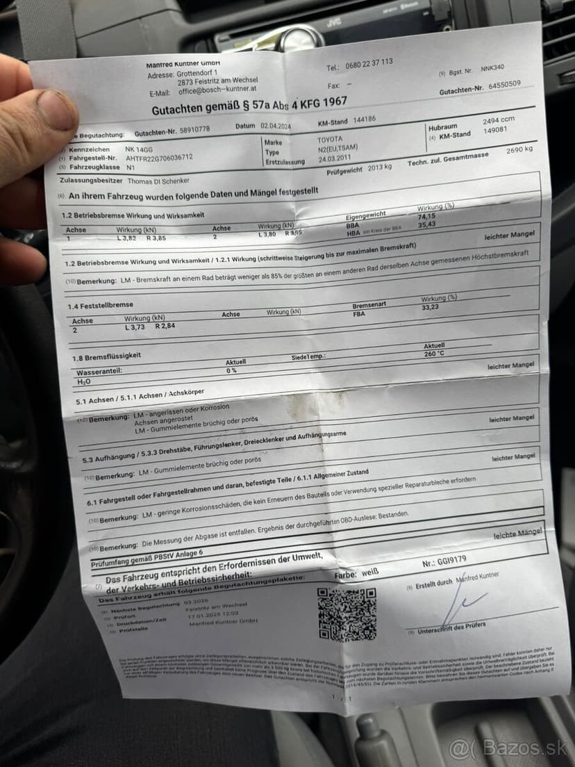 TOYOTA HILUX 2,5 DIESEL 4X4 ROK VÝROBY 2012