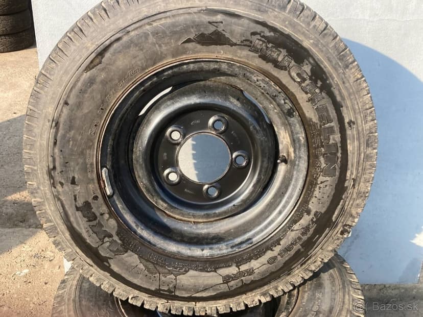 LR DEFENDER 7,5 R16 C s pneu MICHELIN