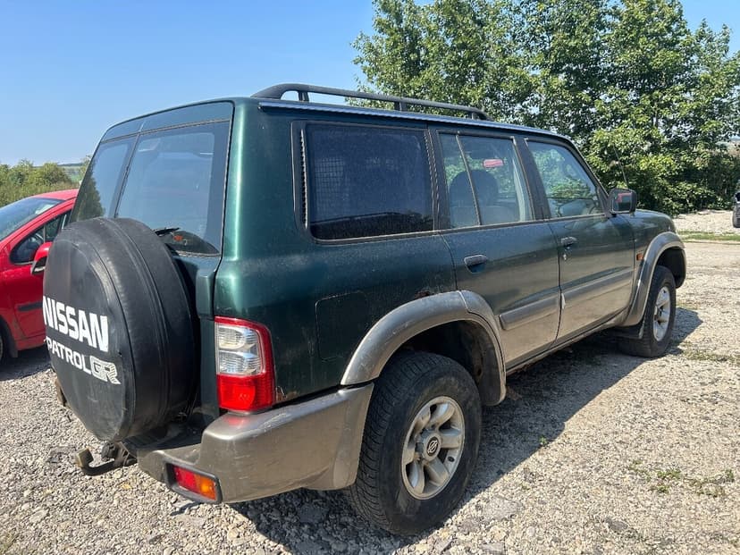 Nissan Patrol Y61 GU3 3.0