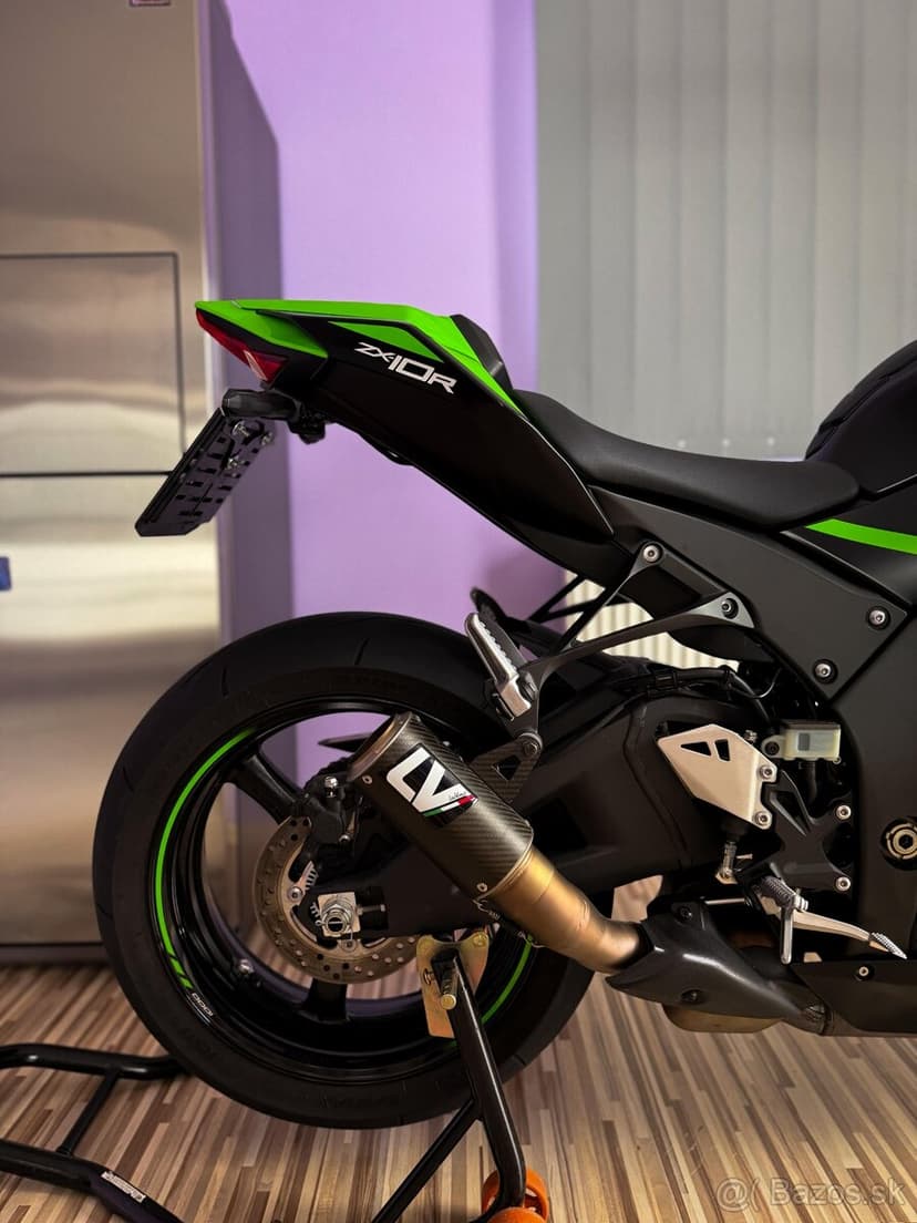 Kawasaki ZX-10R 2022, 2600km nájezd TOP STAV
