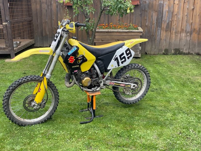 Suzuki rm 125