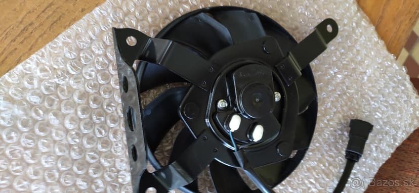 Honda CBR 600 F ventilátor chladiča