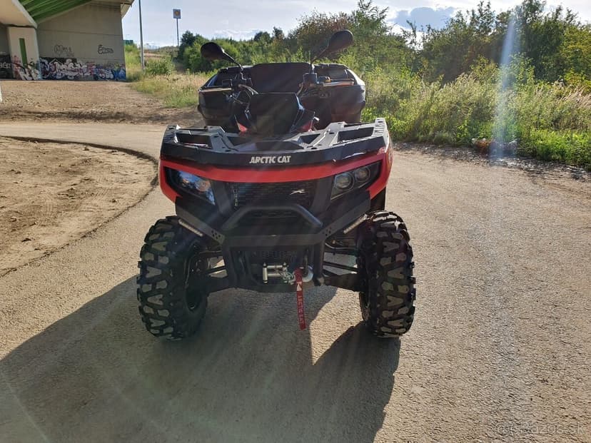 Predám štvorkolku Arcticcat alterra 700