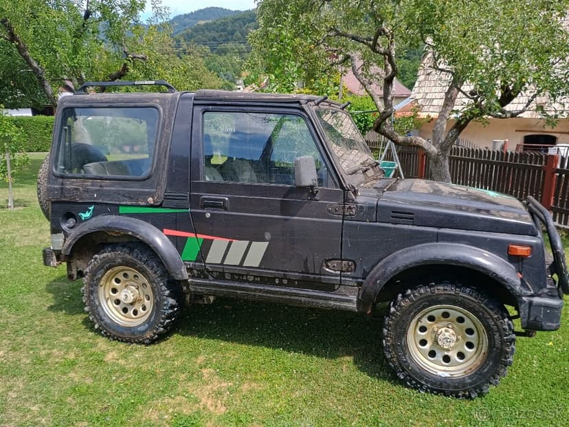 Suzuki Samurai