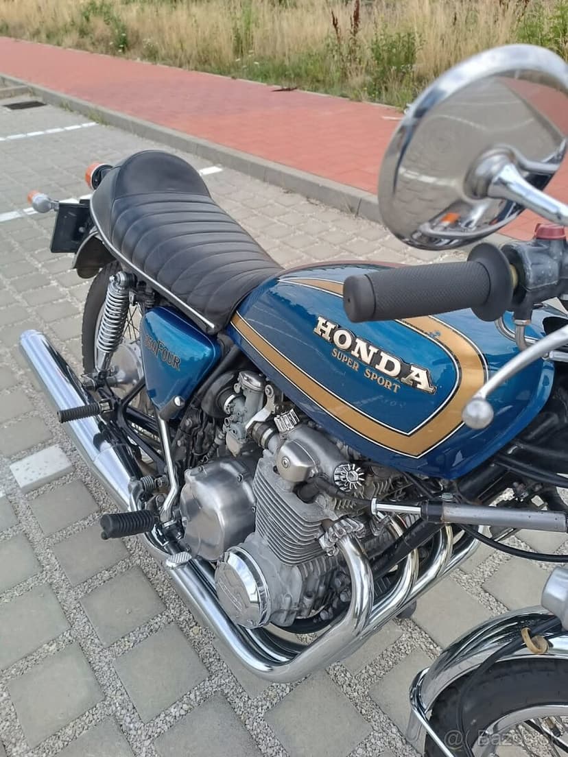 Honda CB 550 F2 super sport
