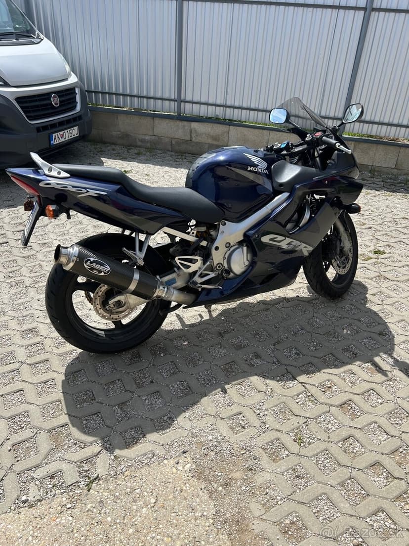 Honda CBR600F-2