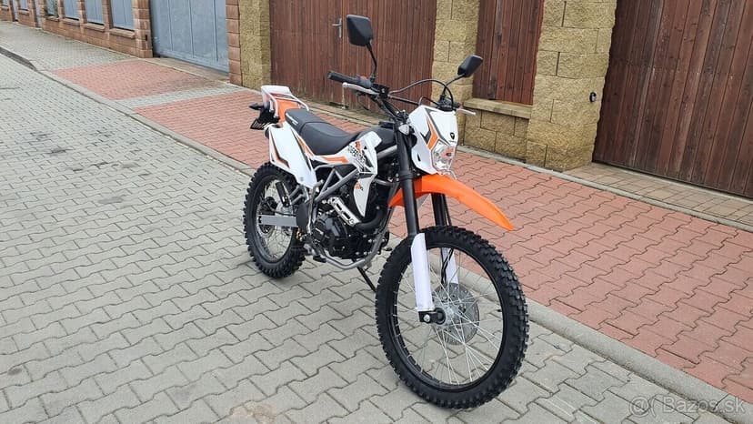 Motorka Mikilon Defender 250RR kola 21/18 oranžová