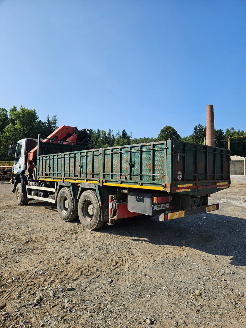 Iveco Trakker 360 s hydraulickou rukou Palfinger PK44002