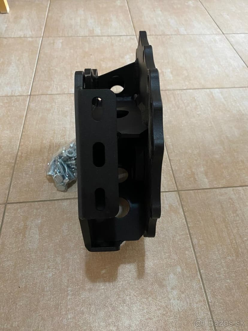 ADAPTÉR PŘEVODOVKY BMW GS6X53DZ PRO ROZVODOVKU NISSAN PATROL