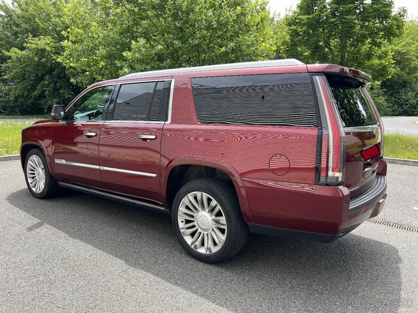 Cadillac Escalade 6.2 V8, ESV dlouhá verze, Platinum výbava