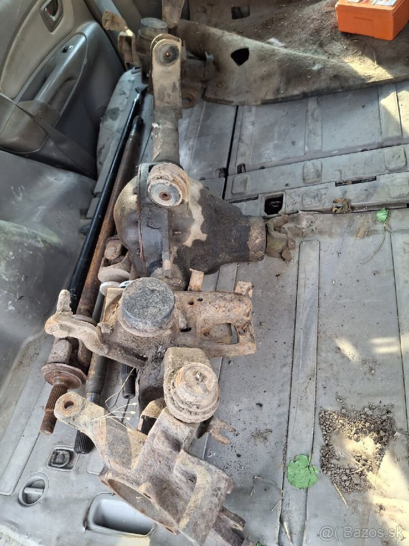 Predám jeep cheeroke xj