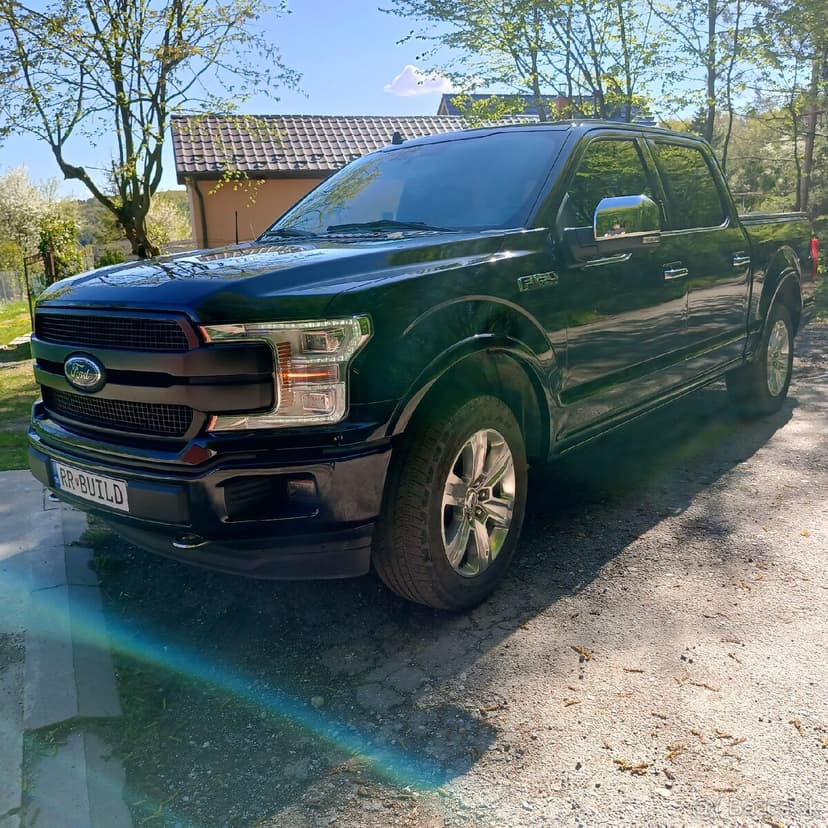 Predám USA pickup Ford F150 PLATINUM 2020