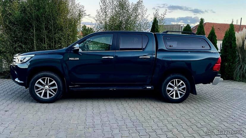 TOYOTA HILUX 2.4DI-D - PREDAJ AJ NA SPLÁTKY