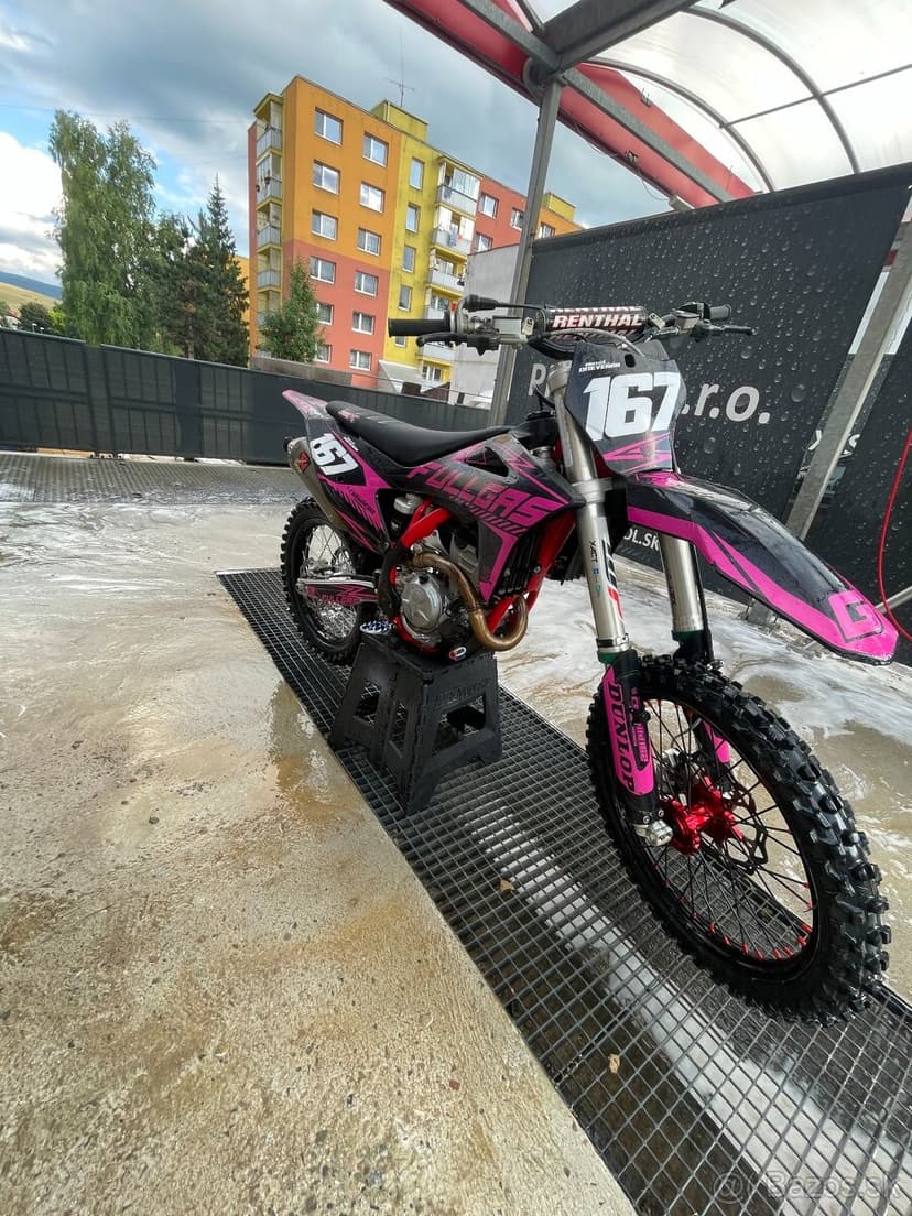 GasGas MC 250F 2023 Top stav