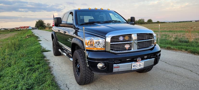 Dodge RAM 2500 MegaCab