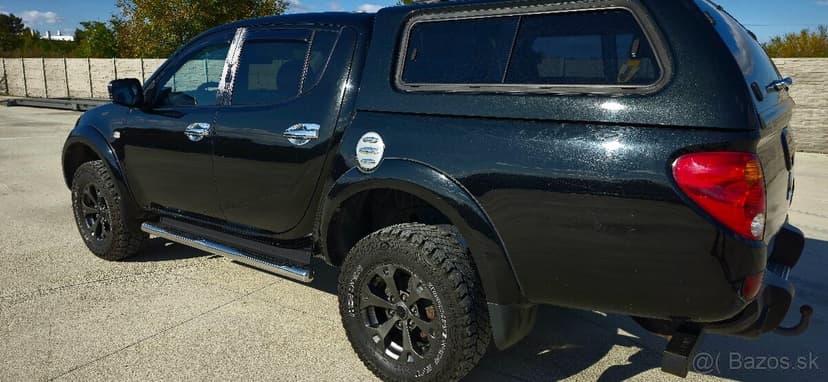 Mitsubishi L200  Super Select 131kw r.v 2013