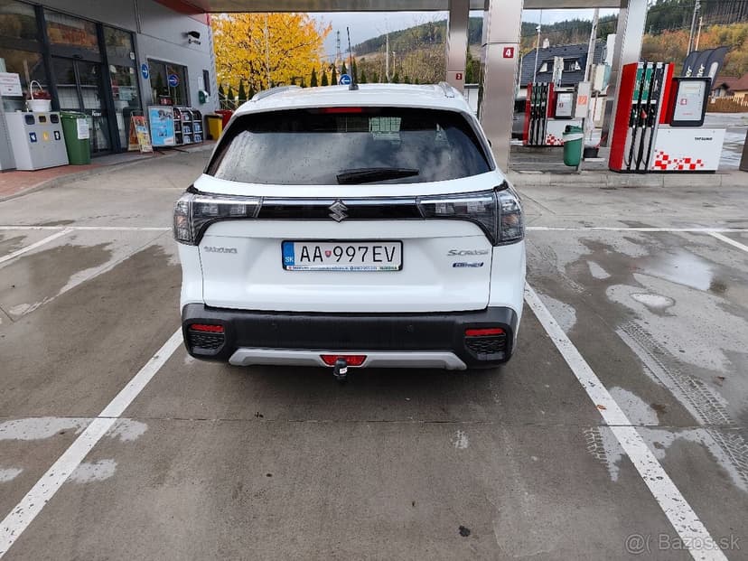 SUZUKI SX4-S-CROSS 1.4 BOOSTERJET HYBRID 4X4