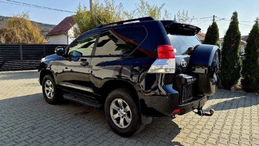 TOYOTA LAND CRUISER - PREDAJ AJ NA SPLÁTKY OD 0% AKONTÁCIE