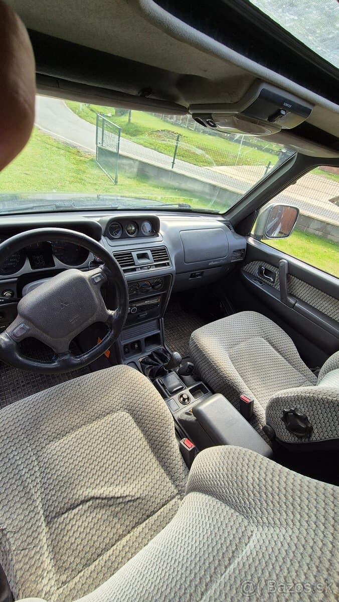 Predám Mitsubishi Pajero 3.0 V6