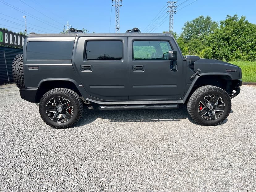 Hummer H2 Magna Charger