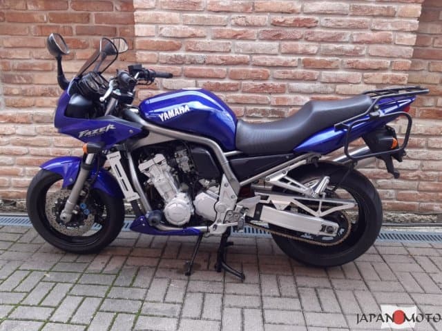 Motocykel Yamaha FZS 1000 Fazer