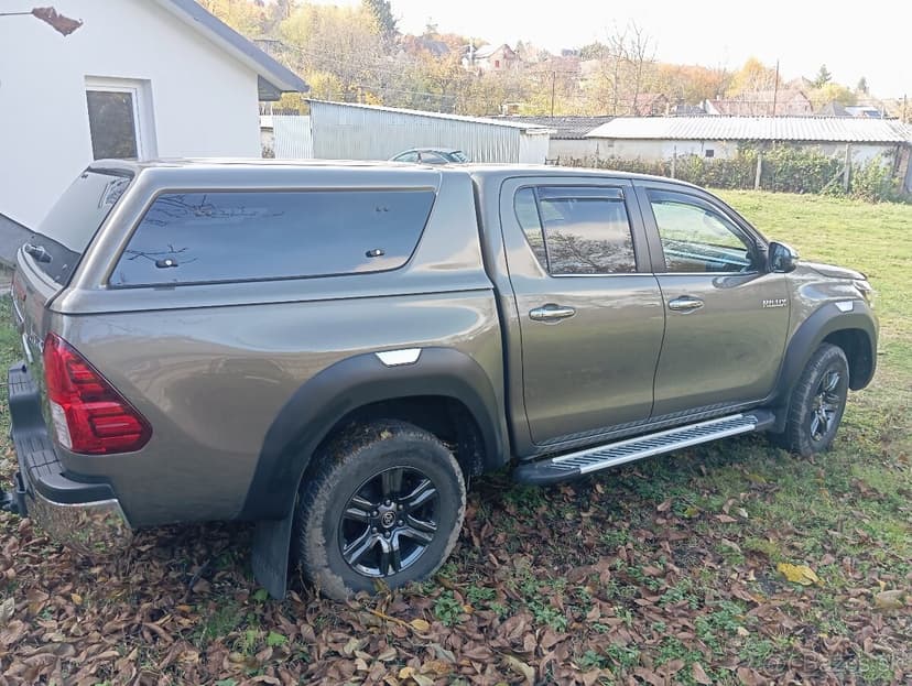 Toyota Hilux 2,8 D-ID 2022