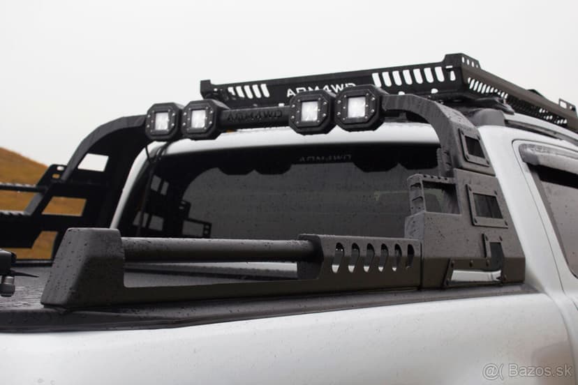 Ochranný rám korby Rollbar Toyota Hilux