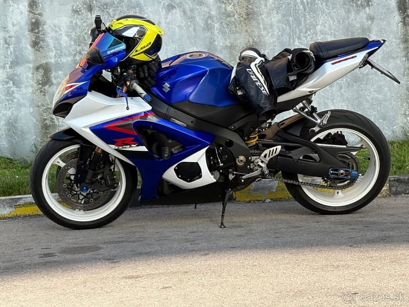 Suzuki Gsxr 1000 k8