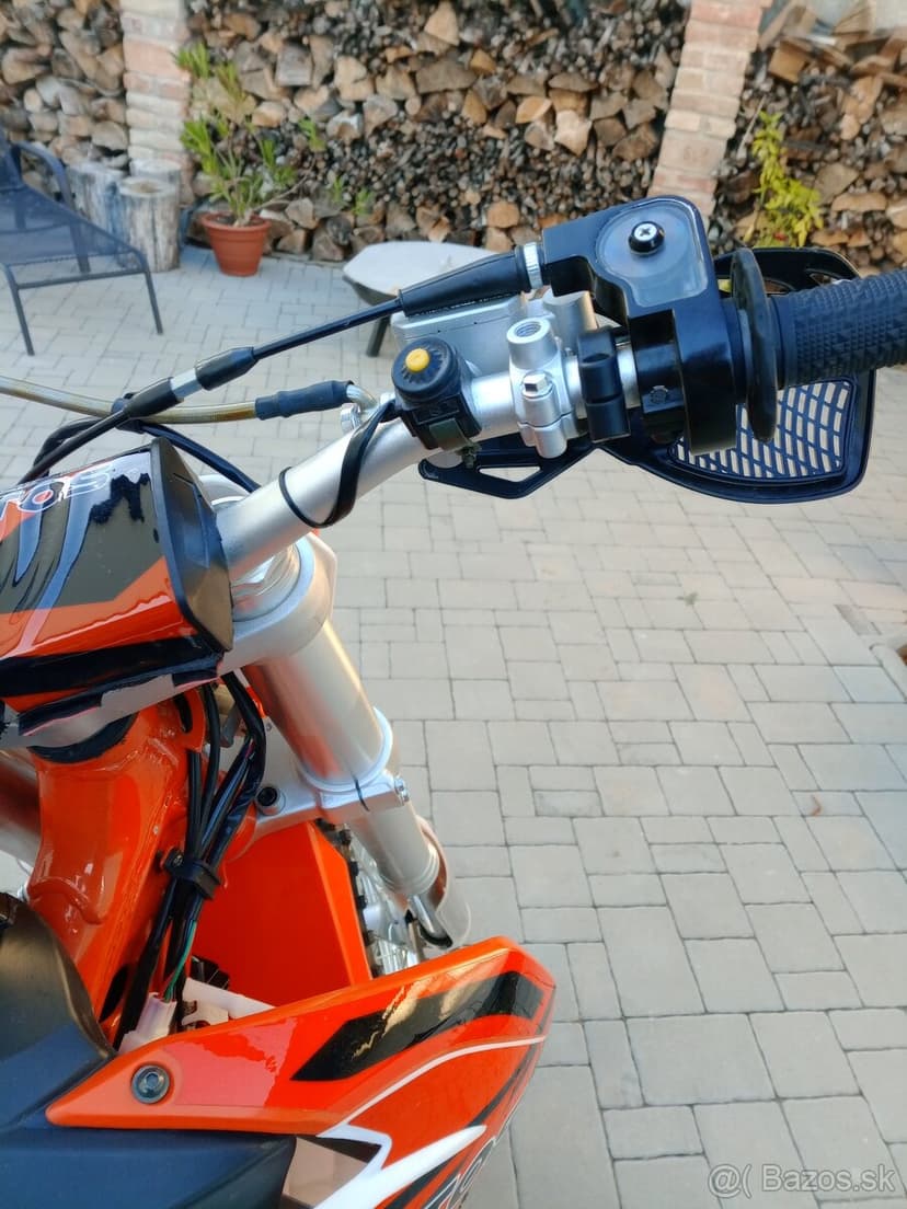 X-MOTOS XB 39 250ccm