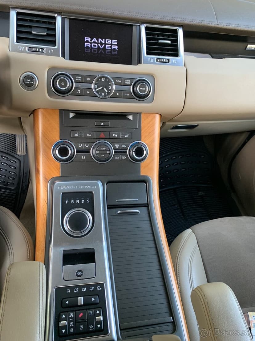 LAND ROVER RANGE ROVER SPORT 3.0 TDV6 • 2013