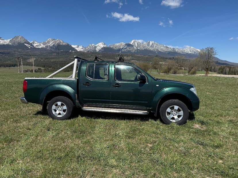 Nissan Navara 2.5 dCi 128kW 2006 vyvarené šasi