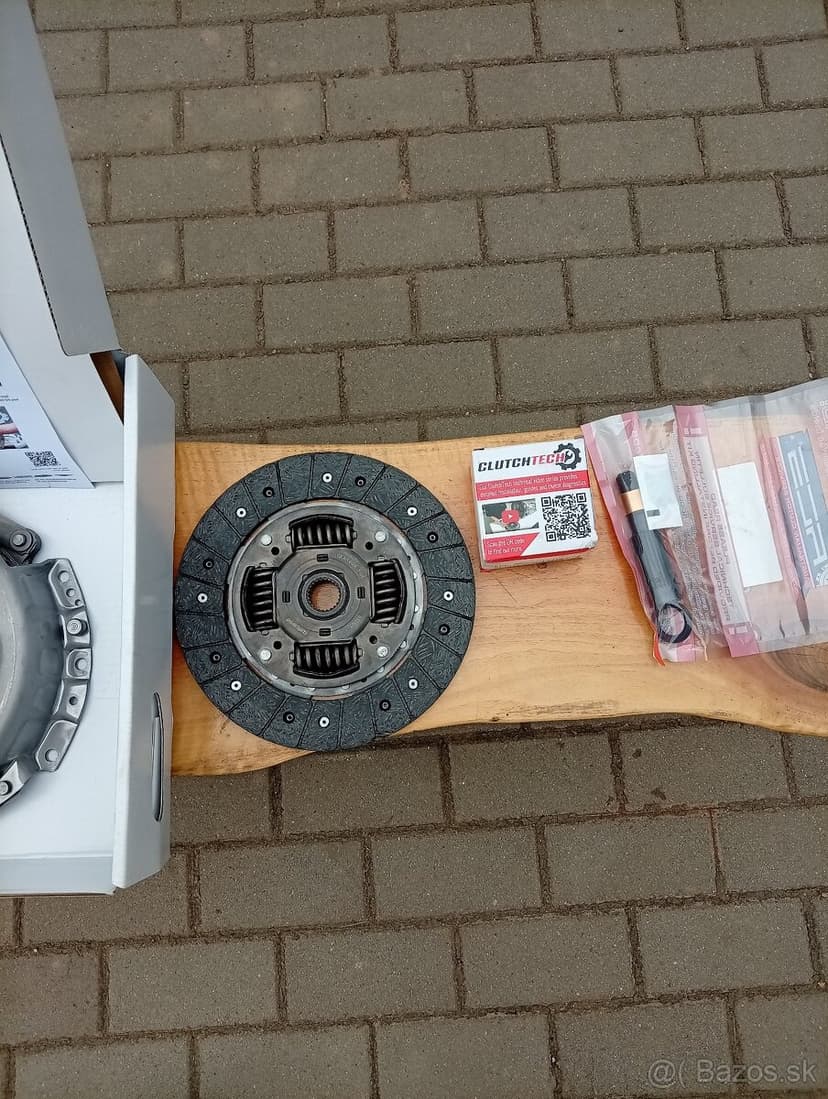 Nissan patrol y61 2.8 spojkova sada