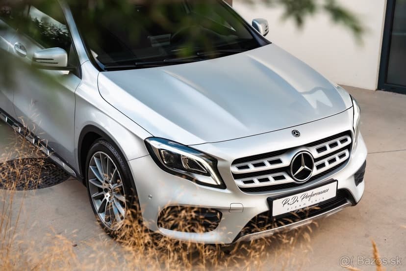 Mercedes-Benz GLA 250 4 Matic AMG Line