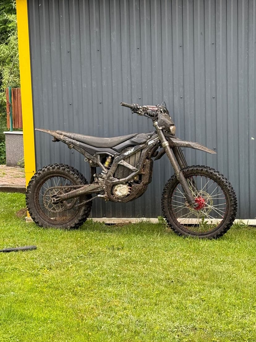 Surron ultra bee 2023