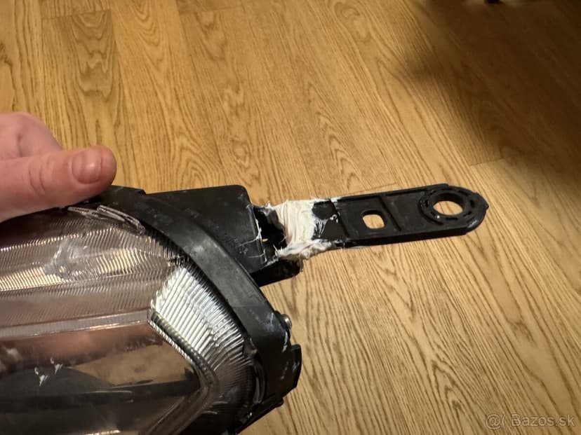 Predné svetlá Nissan Navara - nové Originál Nissan