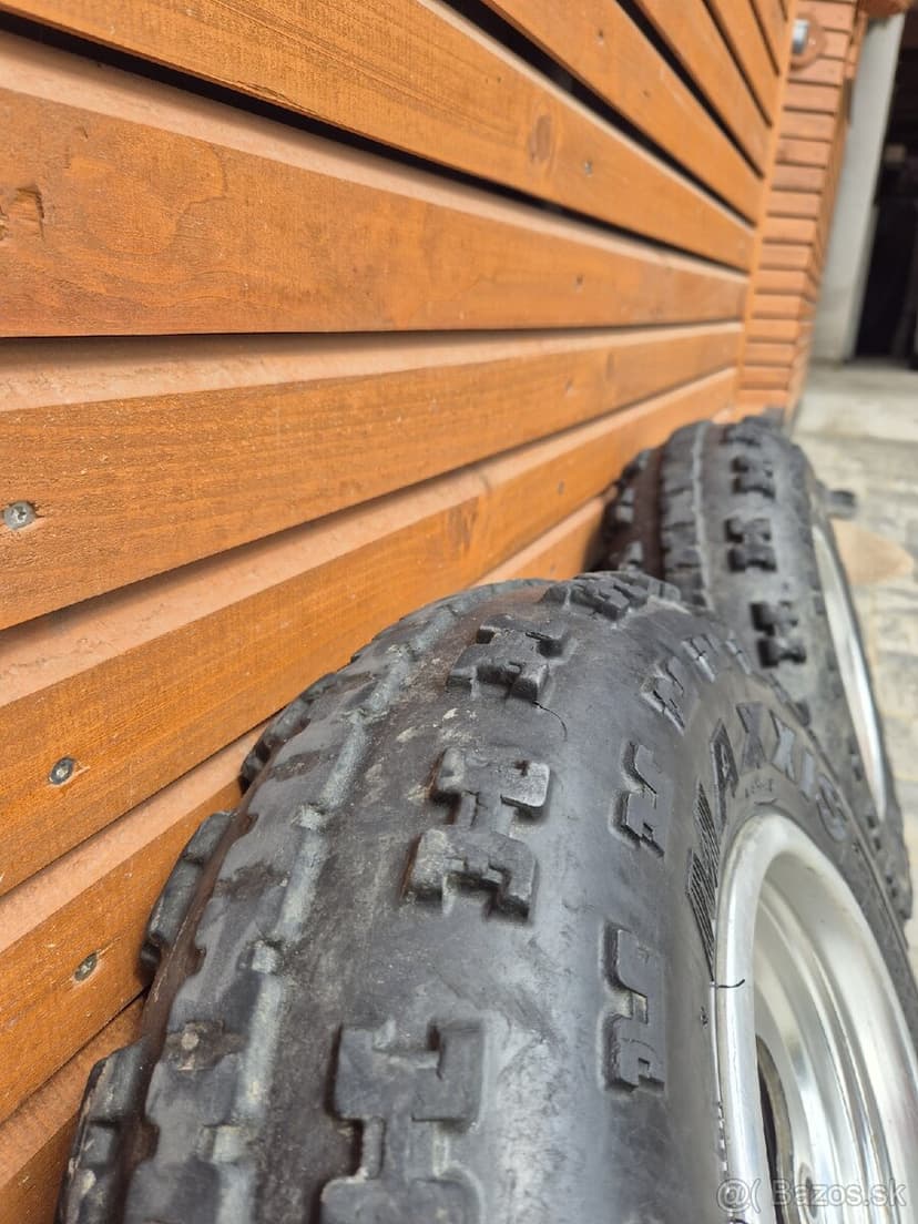 Predám kolesá na štvorkolku
