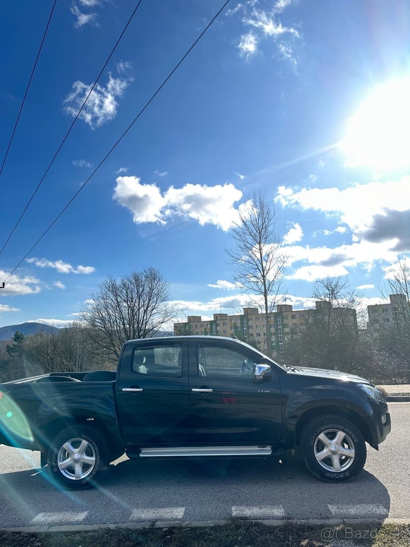 Isuzu dmax 2015