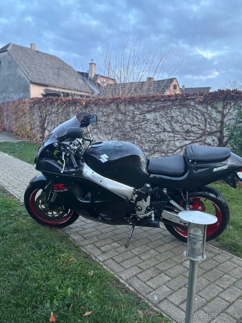 Suzuki gsxr 750 srad A2
