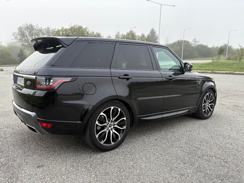RANGE ROVER SPORT HSE D300 7- MIEST