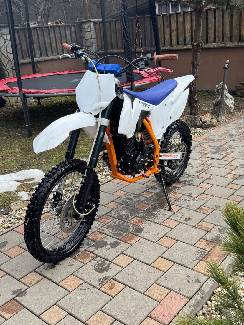 Pitbike Huricane 150cc Minirocket – r. 2024