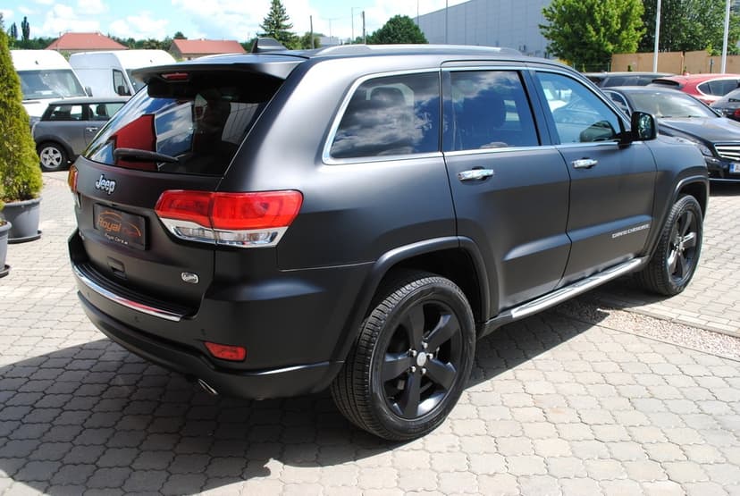 Jeep Grand Cherokee 3.0L V6 TD Overland A/T--143130KM--