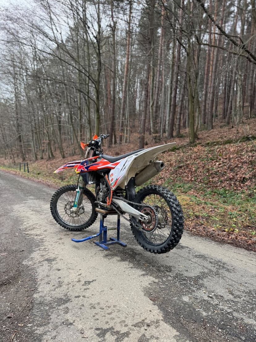 KTM 250