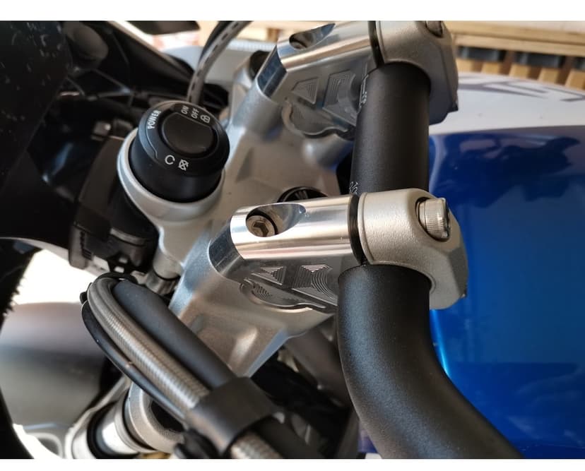 Zvýšení řídítek BMW R1200GS LC (Adv) 1250GS