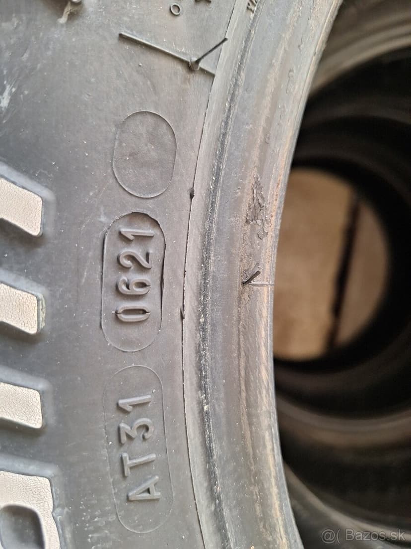 215 70 R 16  97/100R  BFGoodrich All-Terrain  A/T